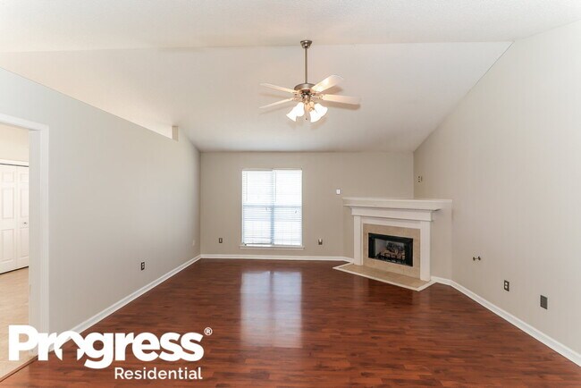Building Photo - 6903 Wrenwood Dr