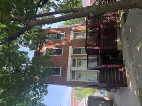 Building Photo - 2724 W 16th St