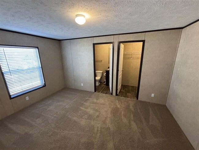 Building Photo - 37 Lou Henry Ln