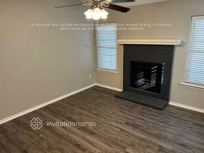 Foto del edificio - 129 Callender Dr