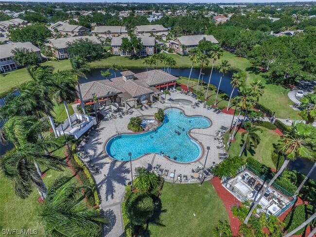 Foto del edificio - 15041 Lakeside View Dr