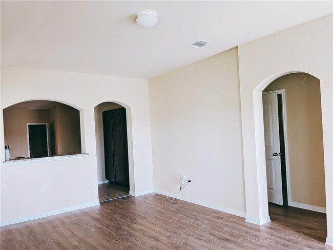 Building Photo - 1802 Arborside Dr