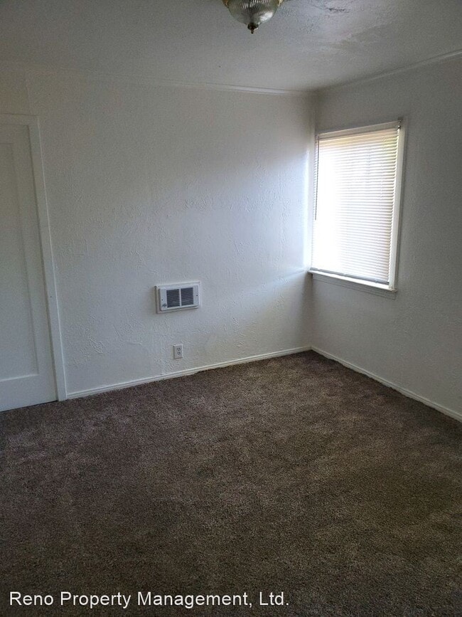 Building Photo - 1 br, 1 bath House - 1380 Chris Lane