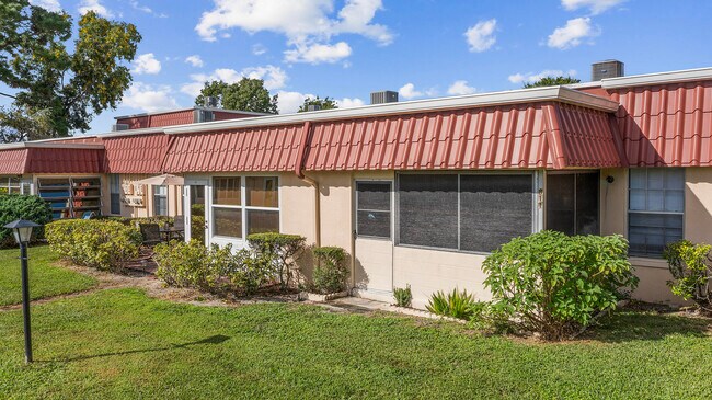 Foto del edificio - 811 Salem Ln