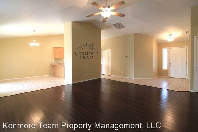 Foto del edificio - 3 br, 2 bath House - 3710 W. 20th Ave.