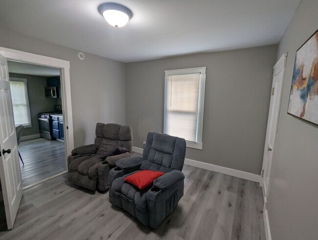 Foto del edificio - 522 W Harrison Ave