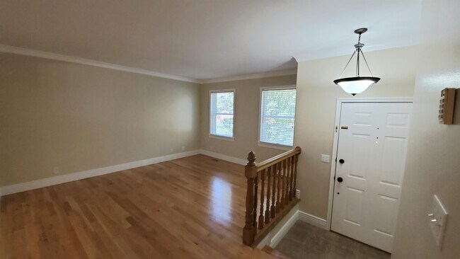 Building Photo - 308 W 4650 N