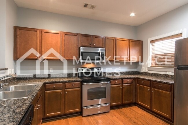 Building Photo - 346 Easterlin Way