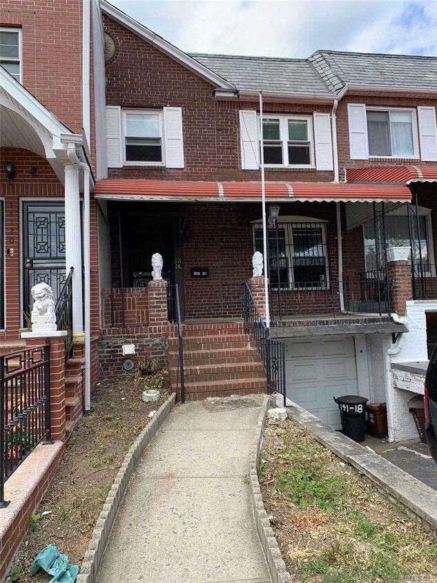 Primary Photo - 141-18 Booth Memorial Ave