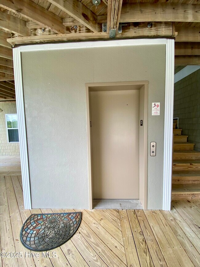 Foto del edificio - 100 Lighthouse Ln