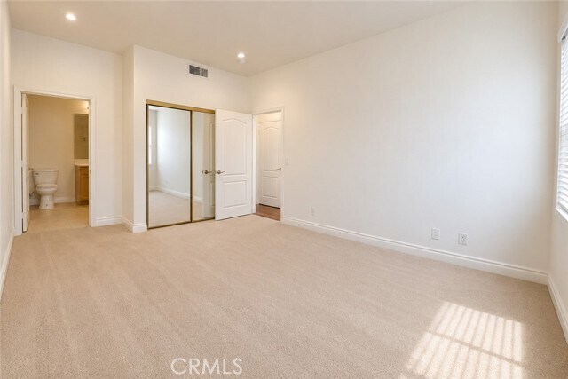 Building Photo - 917 S New Hampshire Ave