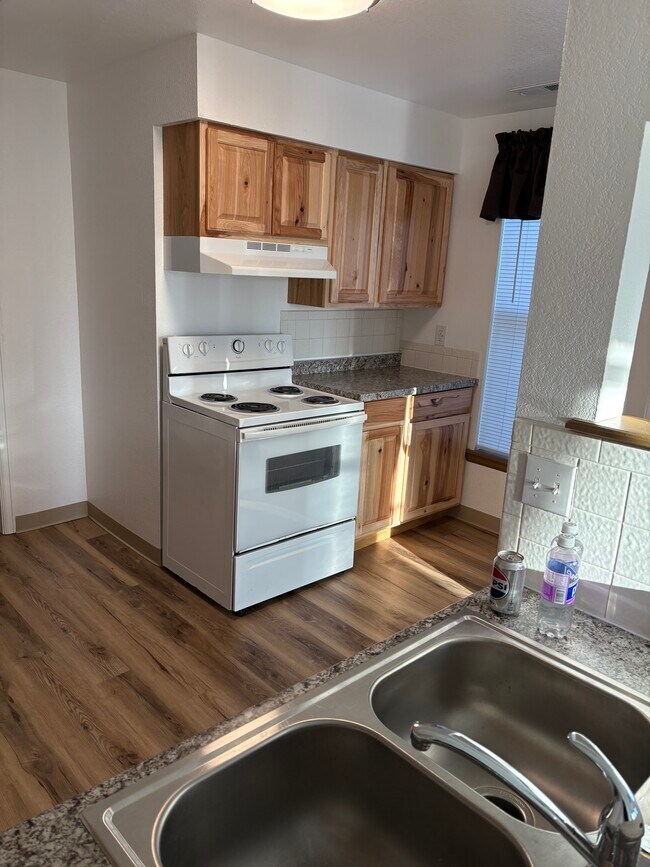 Foto del edificio - 301 W Abriendo Ave