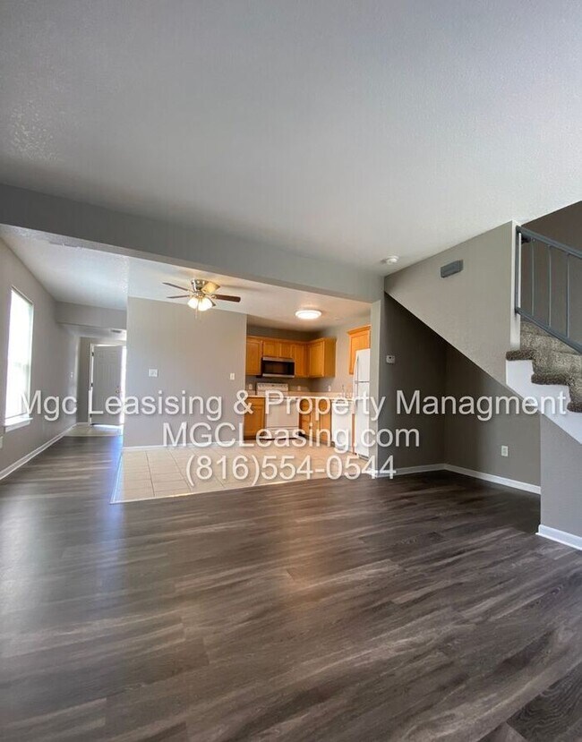 Foto del edificio - Superior Location in the heart of Blue Springs!