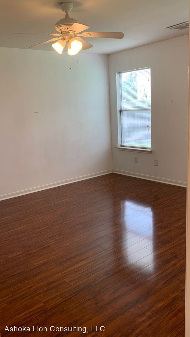 Building Photo - 3 br, 2 bath House - 3207 Legends Hill Ct