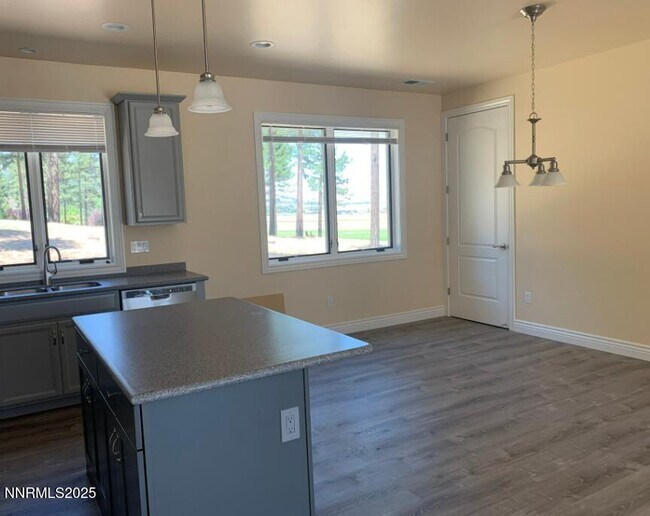 Foto del edificio - 5350 Franktown Rd