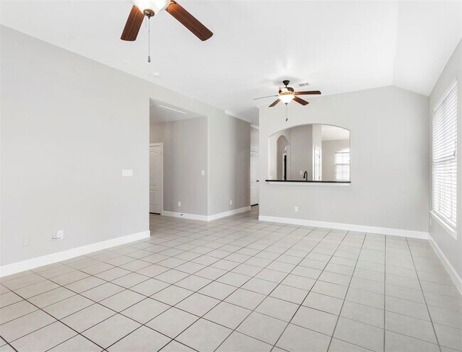 Foto del edificio - 304 Country Crossing Cir