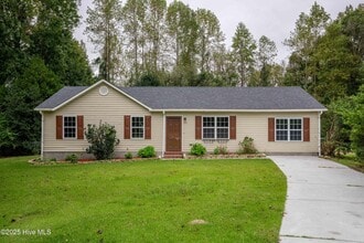 Building Photo - 303 Sedgefield Ct