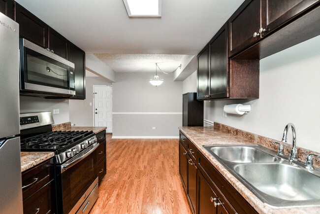 Foto del edificio - 1670 Ishnala Dr