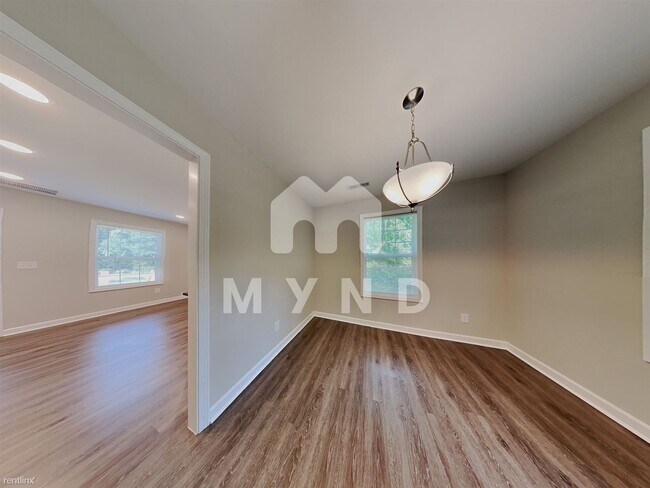 Building Photo - 3 br, 2 bath House - 1220 Jenkins Dr