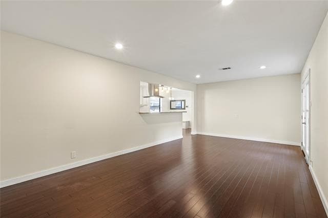 Foto del edificio - 6706 Kingsbury Dr