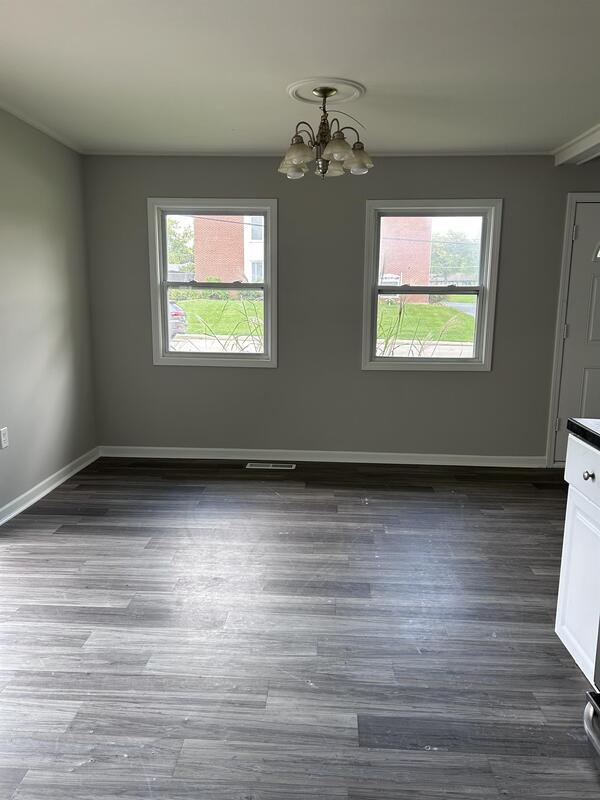Foto del edificio - 1706 Papoose Rd