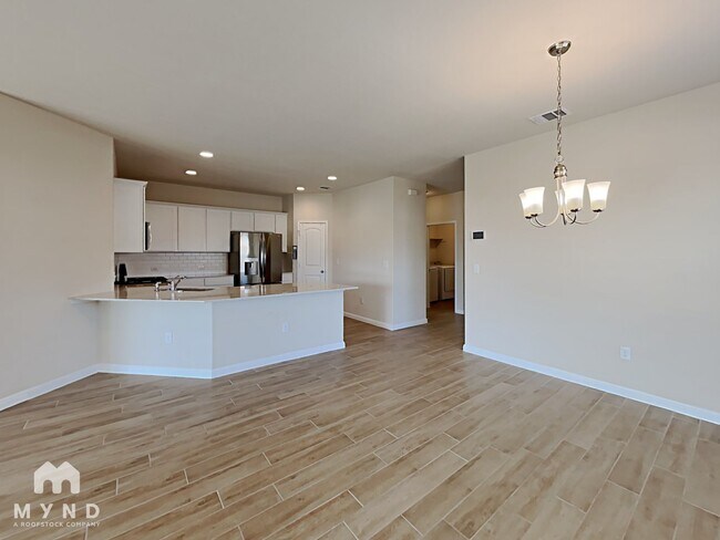 Building Photo - 2444 Lobo Landing Cove