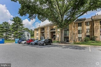 Building Photo - 5476 Cedar Ln