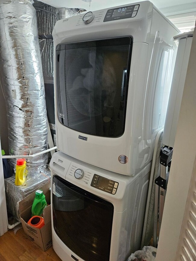 Charming 5 Bedroom-No Broker Fee - Charming 5 Bedroom-No Broker Fee Apartment