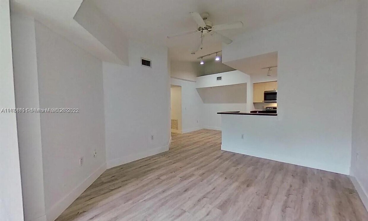 2544 Centergate Dr Unit 303, Miramar, FL 33025 Condo for Rent in