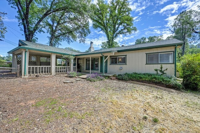 Foto del edificio - Country living in Beautiful Meadow Vista