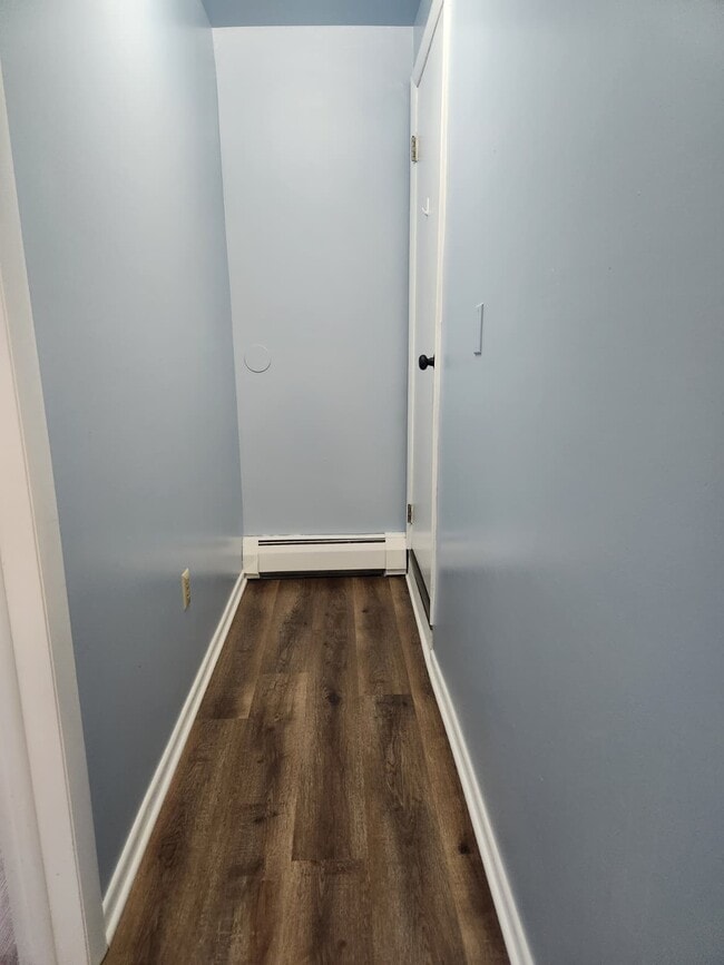 Building Photo - 2015 12th Ave