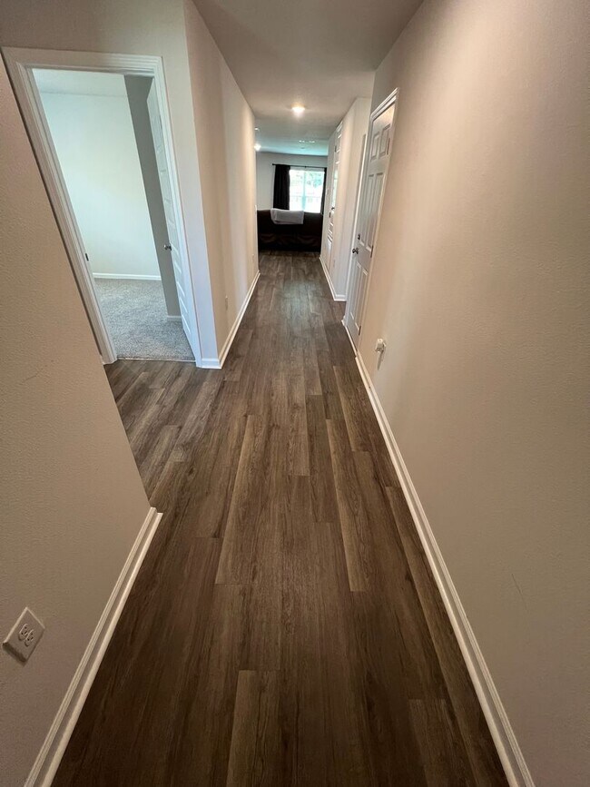 Building Photo - Beautiful, Pace 3/2 Home  with Playgrounds...
