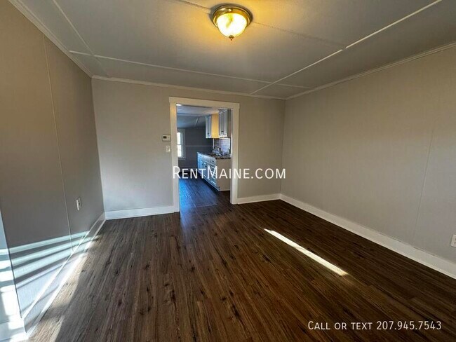 Foto del edificio - 131 College Ave