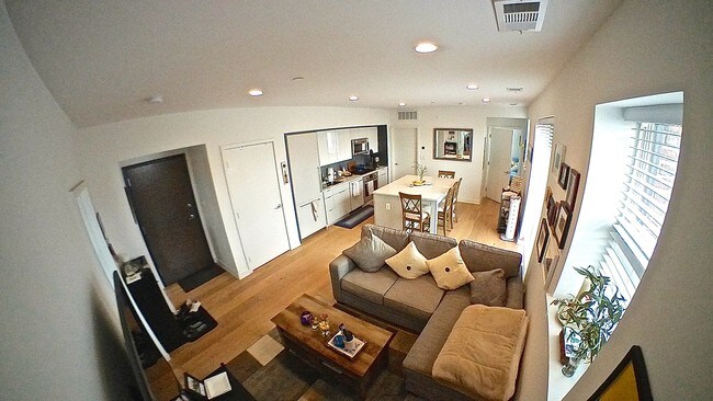 Living Area - 129 W St NW