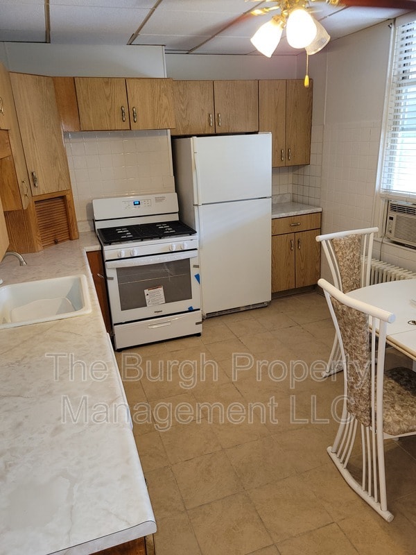 3724 Dawson St, Pittsburgh, PA 15213 Condo for Rent in Pittsburgh, PA