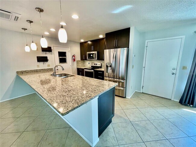 Foto del edificio - 10128 Fairtree Ln