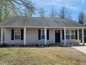 Building Photo - 1805 Country Apple Ct