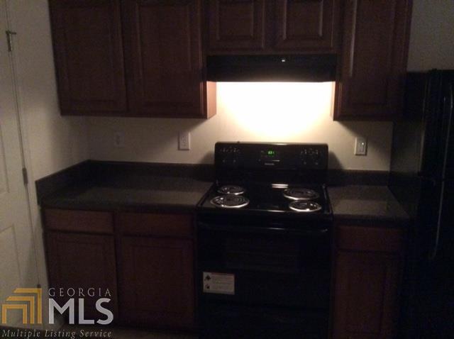 Building Photo - 6304 Fairington Ridge Cir