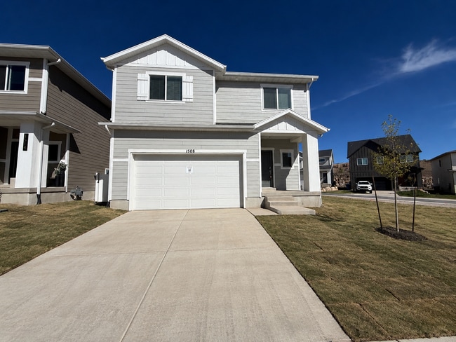 Building Photo - 1508 W Charmer Ln