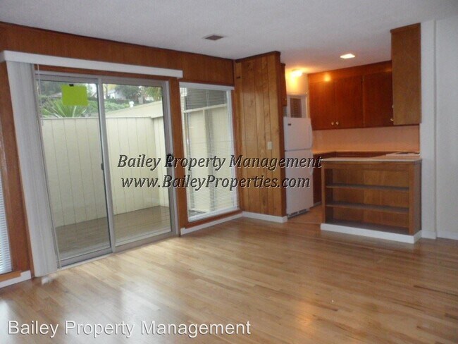 Building Photo - 122 Rincon St