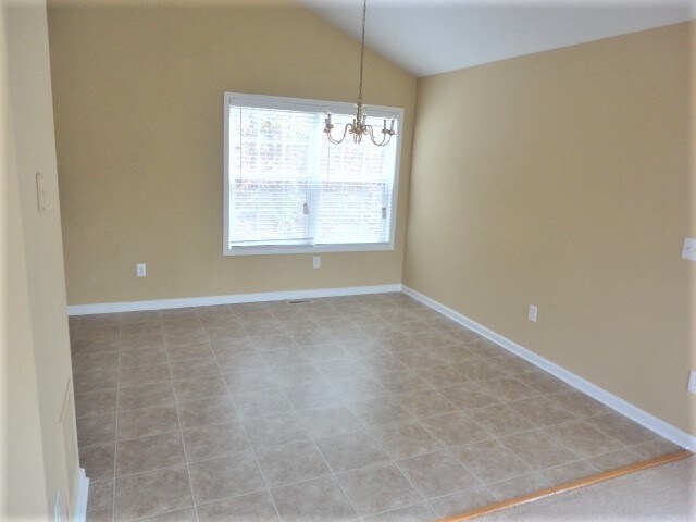 Building Photo - 5950 Hickory Springs Drive