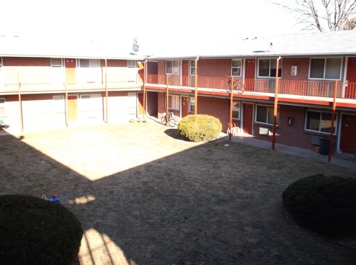 Building Photo - 1001 Emigh St