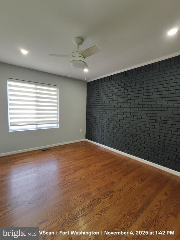 Building Photo - 11904 Aten St