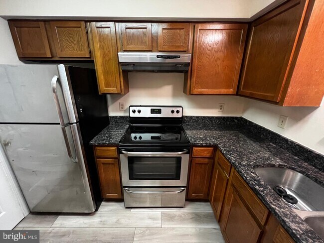 Foto del edificio - 20605 Shadyside Way
