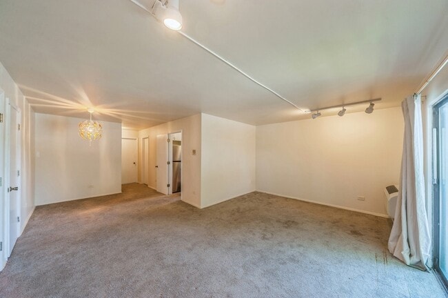 Building Photo - 270 12th St