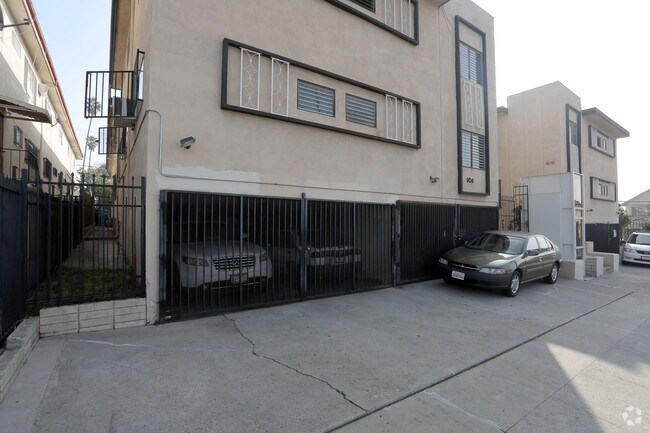 Foto del edificio - 926 Fedora St