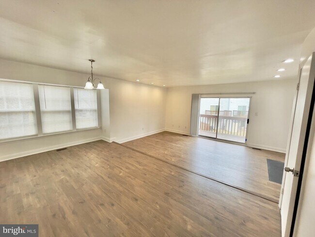 Foto del edificio - 11732 Stonegate Ln
