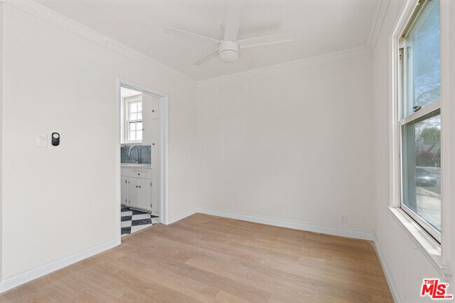 Building Photo - 148 S McCarty Dr