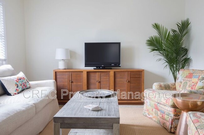 Foto del edificio - 637 Baytree Ct