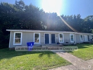 Building Photo - 1425 Tangora Ln